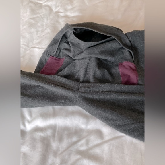 PINK by VS XS leggings Dark Gray Burgundy White fishnet & hidden pockets EUC - Picture 7 of 7